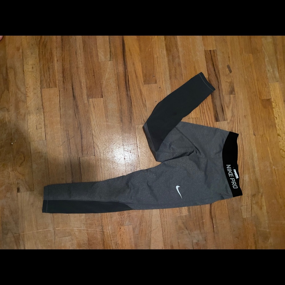 Youth large NIKE running leggings/tights